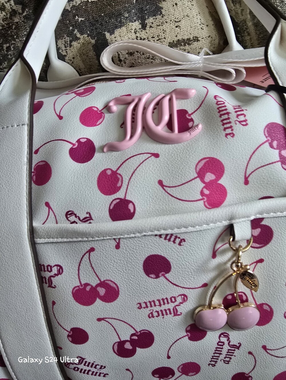 Juicy Couture Cherry on Top Weekender Duffle Bag NWT - Picture 4 of 9